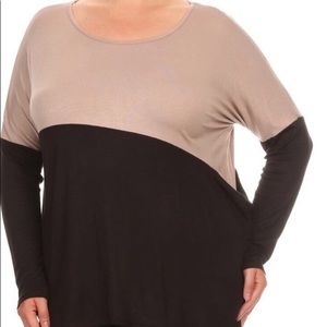 Plus Size Color Block Tunic